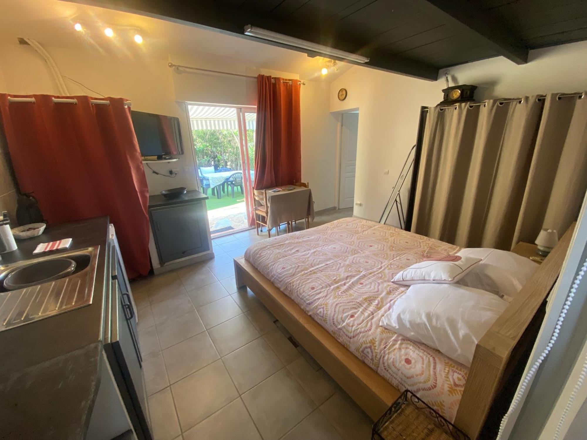 Proche Ajaccio Maisonnette Independante 4 Personnes Au Calme Alata Ngoại thất bức ảnh