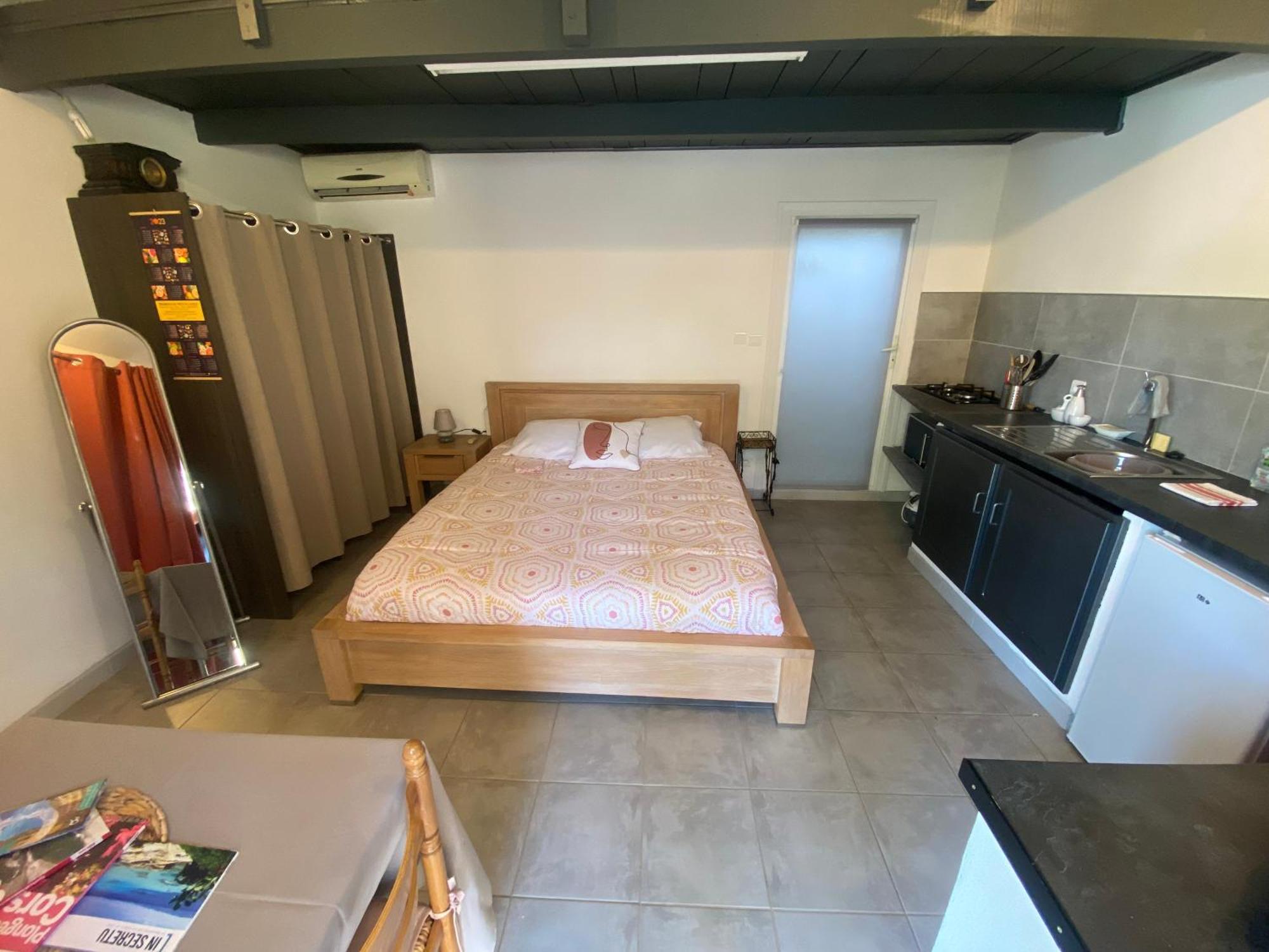 Proche Ajaccio Maisonnette Independante 4 Personnes Au Calme Alata Ngoại thất bức ảnh